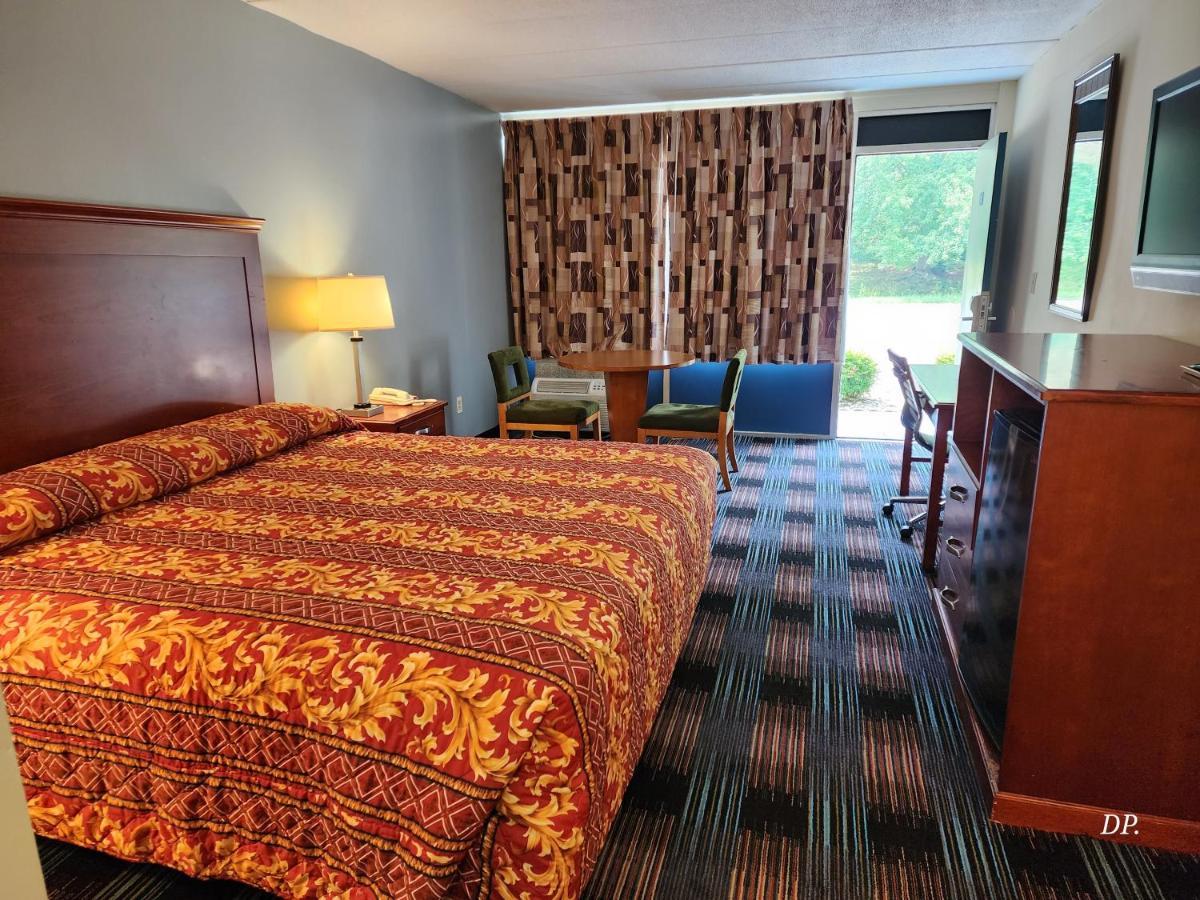 Royal Inn Motel-Charlottesville Habitación foto